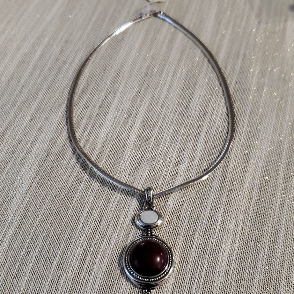 Lia Sophia Pendent Necklace
